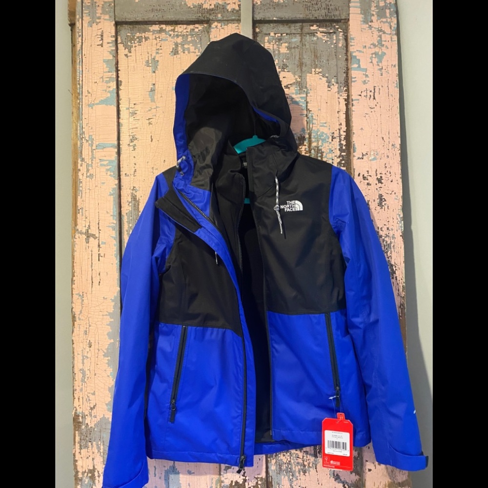 North Face women’s 3-1 Jacket NWT Small